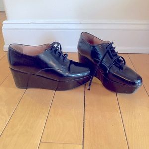 Robert Clegerie, Black Platform Oxfords. Size 8. In used condition.